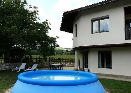 Dom wakacyjny Vivi House 21 Osenovo